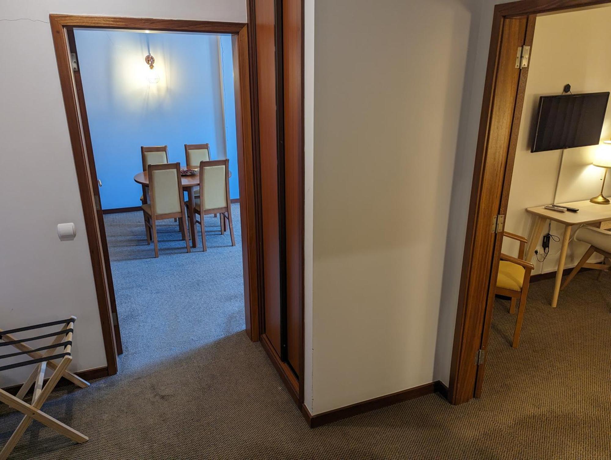 Hotel La Fontaine Эшмориш Экстерьер фото