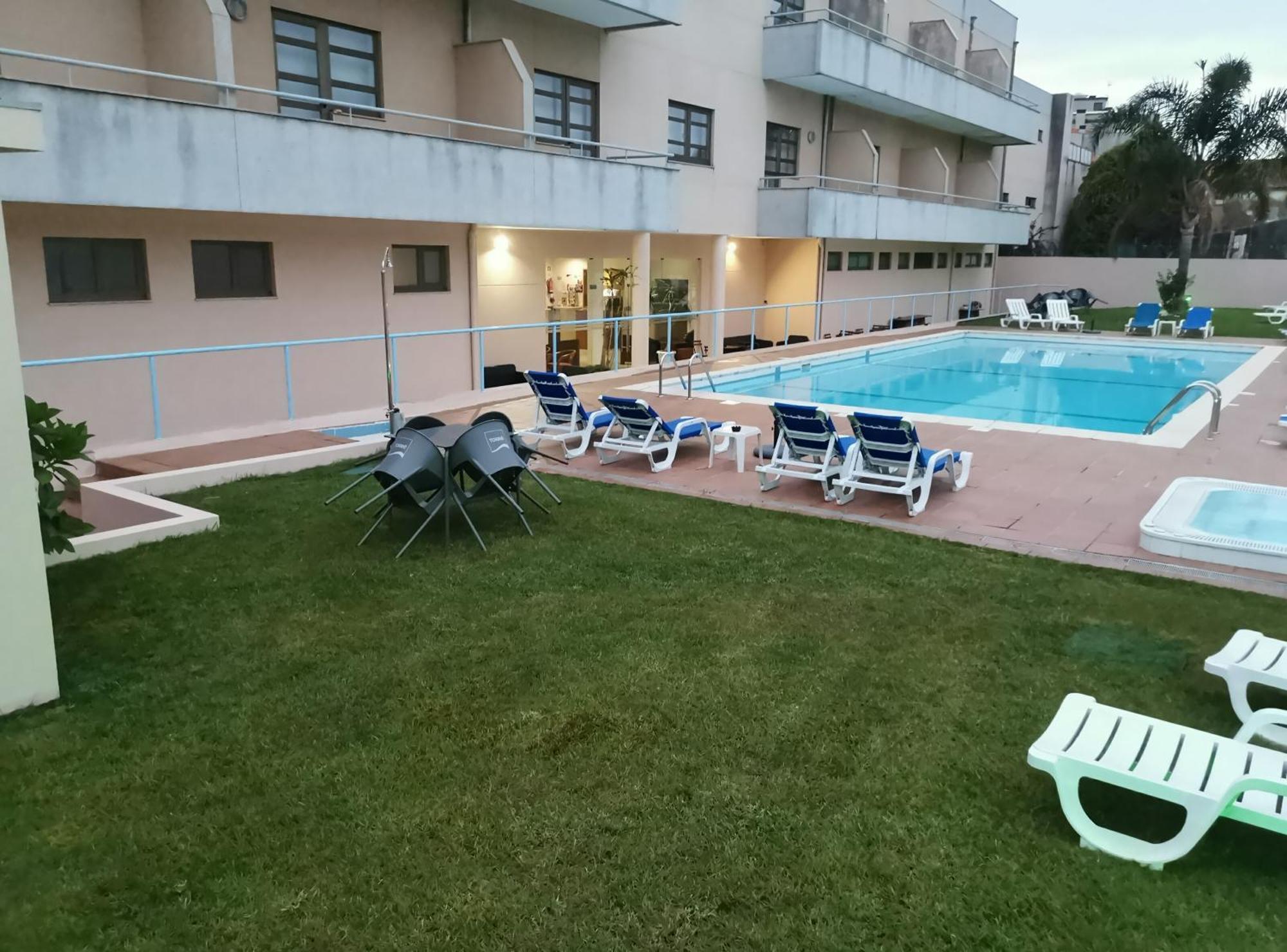 Hotel La Fontaine Эшмориш Экстерьер фото